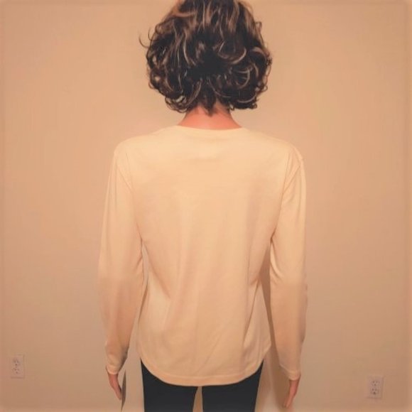 NIKKI Soft Sand Embroidered Multi Floral at below Neckline Top Size S NWT - Picture 4 of 6